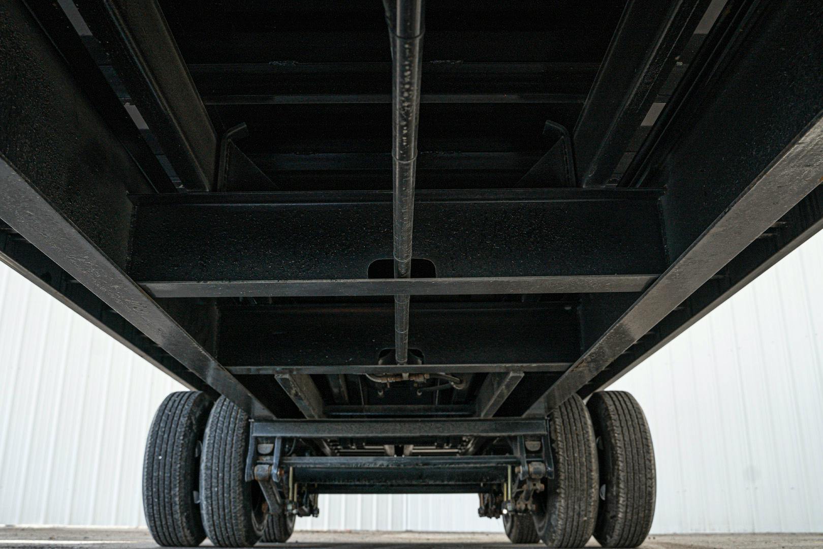 PJ Trailers 20'x96" Gooseneck Dual Dump Trailer w/ 4' Sides (DD) - Image 12