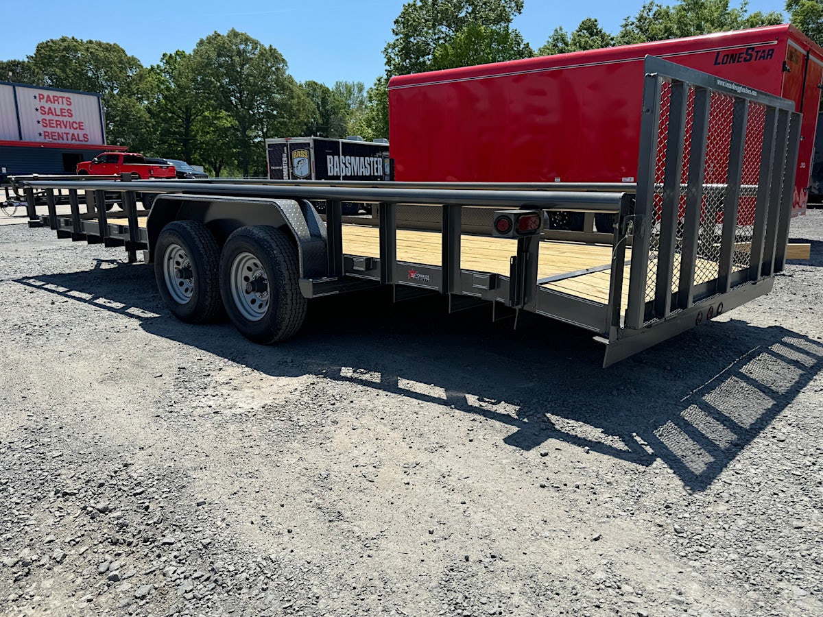 Texas Bragg 22'x83" Utility Trailer w/ 2' Dovetail & 3' Gate (U2) - Image 2