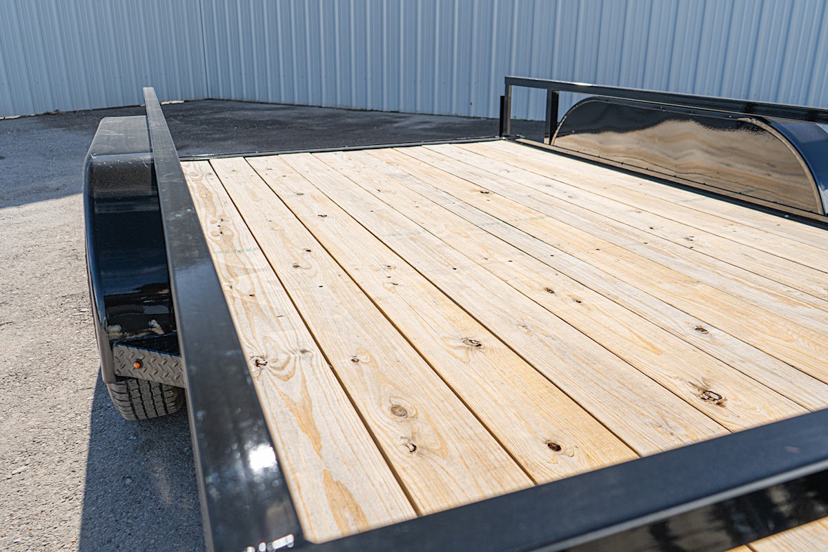 X-ON 12'x83" Utility Trailer w/ Slide-In Ramps (U2) - Image 7