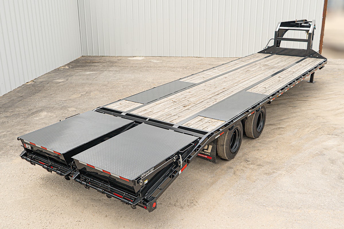 PJ Trailers 32'x102" 30k Gooseneck Low Pro Flatbed Trailer w/ Duals (LD) - Image 18