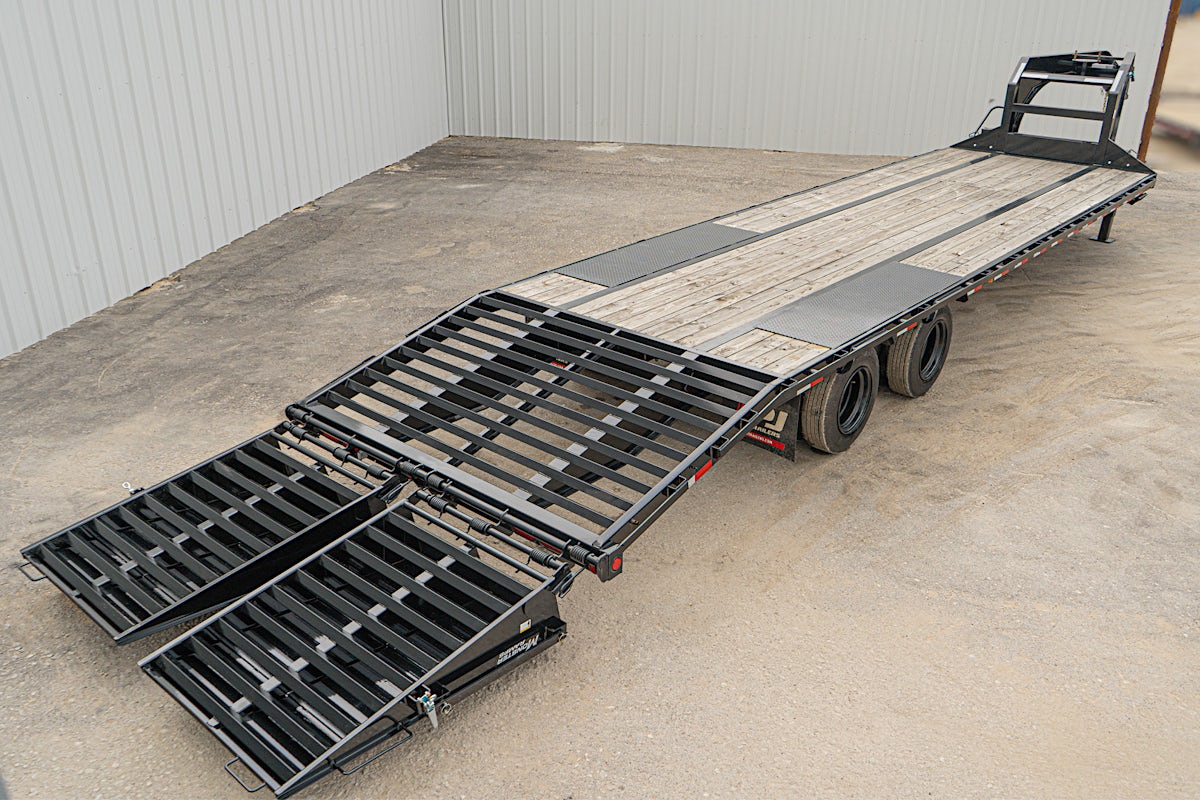 PJ Trailers 32'x102" 30k Gooseneck Low Pro Flatbed Trailer w/ Duals (LD) - Image 20