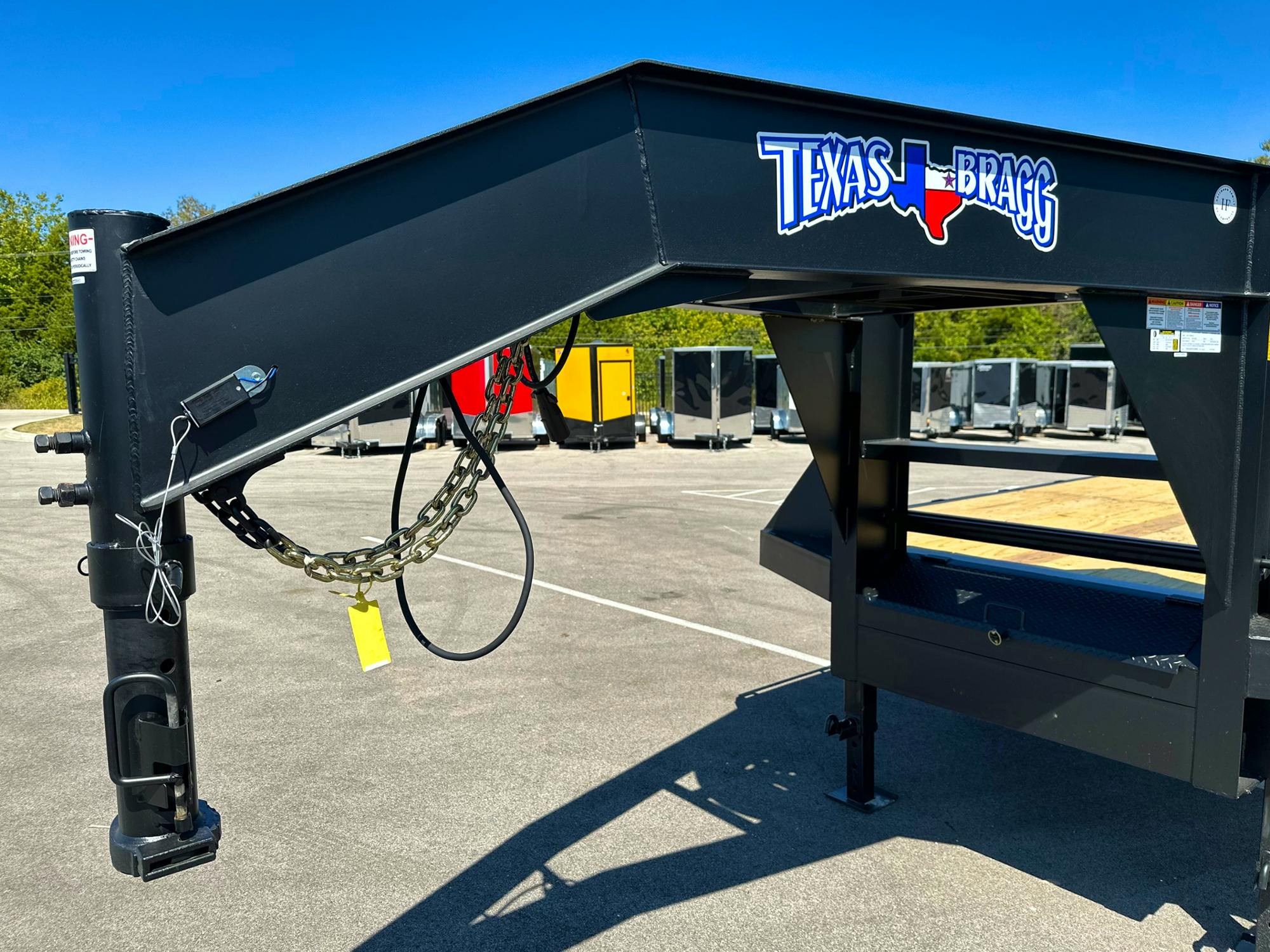 Texas Bragg 32' 20K Flatbed Trailer w/ 5ft Dovetail - Stock #85000 - Image 3 of 6