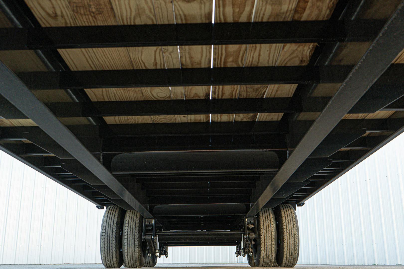 PJ Trailers 32'x102" Gooseneck Low Pro Flatbed Trailer w/ Duals (LD) - Image 14