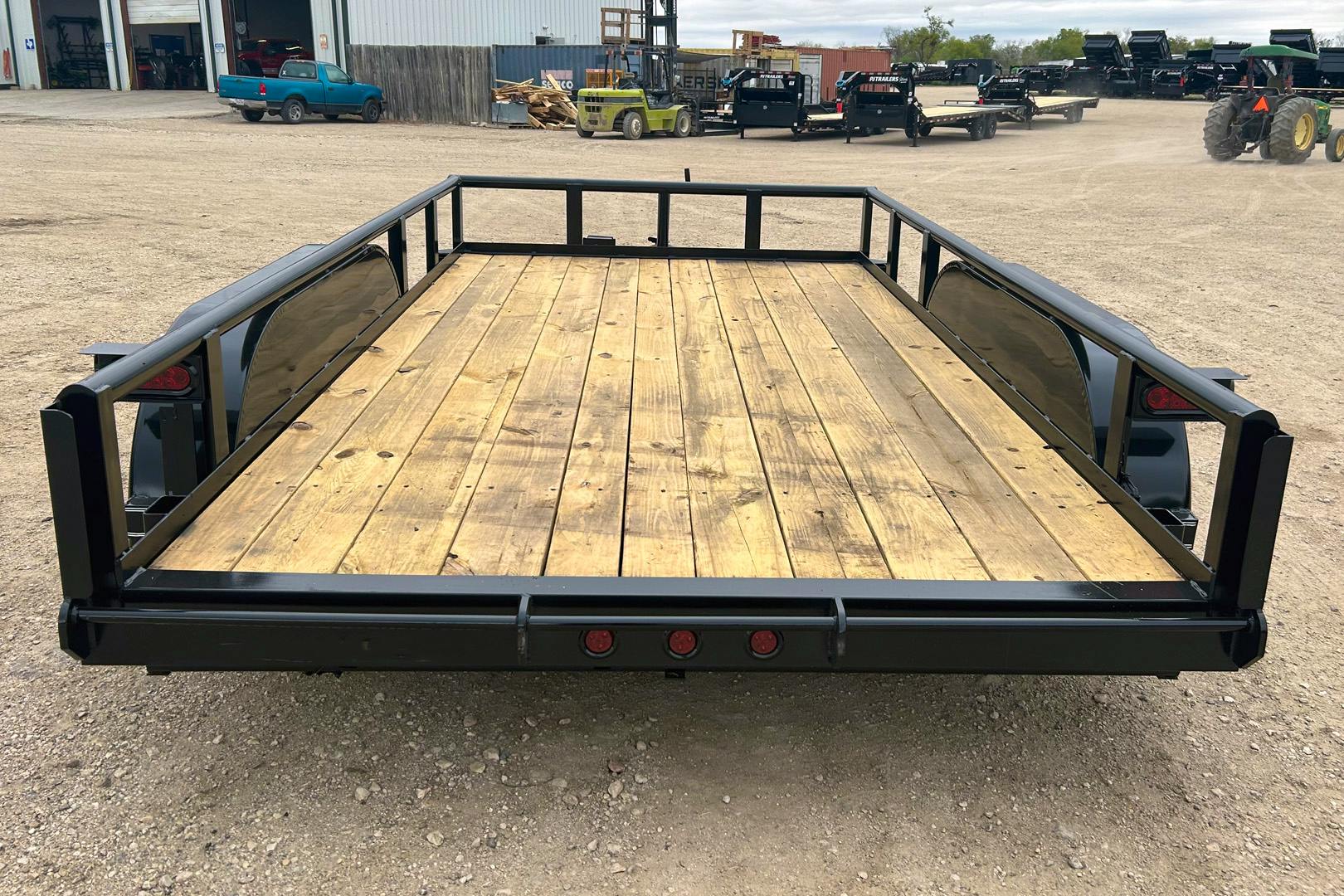 Texas Bragg 12'x77" Utility Trailer w/ Slide-In Ramps (U2) - Image 4