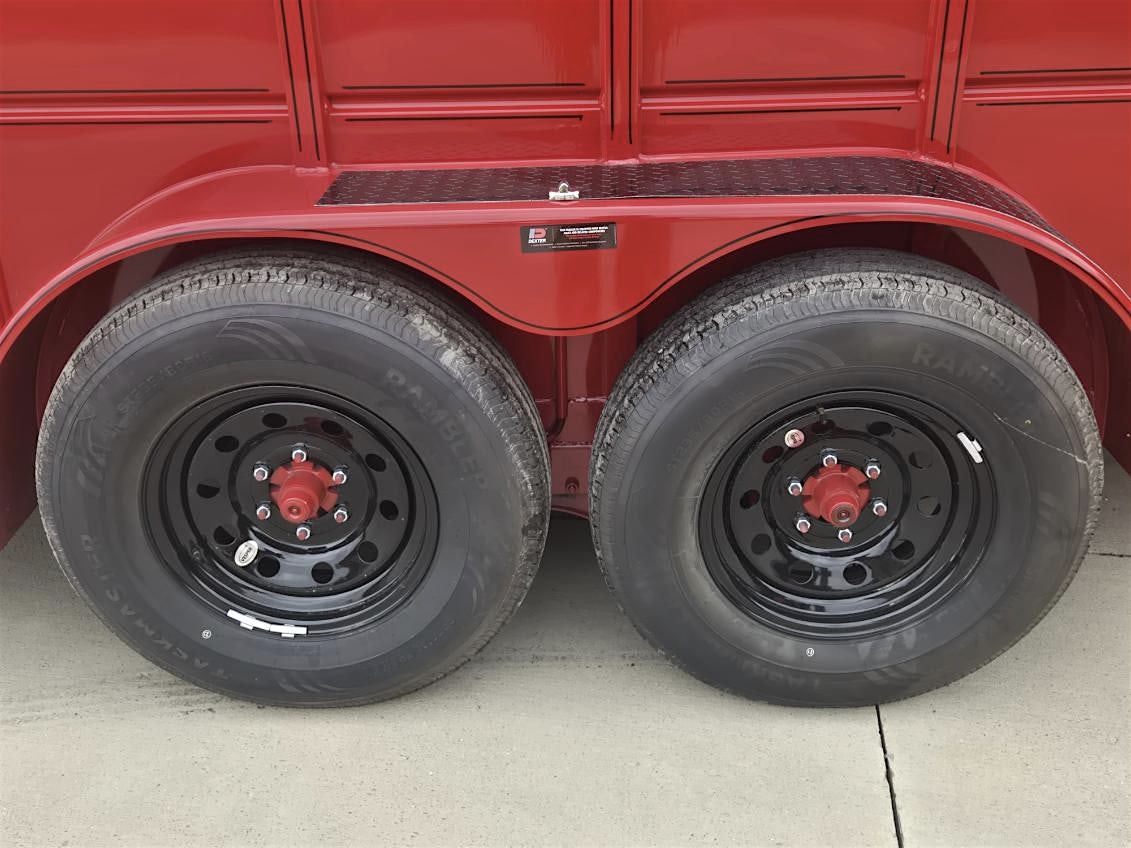 Delta 16' 500 Series 3-Horse Slant Stock Combo Trailer (RH) - Stock #85132 - Image 2 of 9 Delta 16' 500 Series 3-Horse Slant Stock Combo Trailer (RH) - Stock #85132 - Image 2 of 9