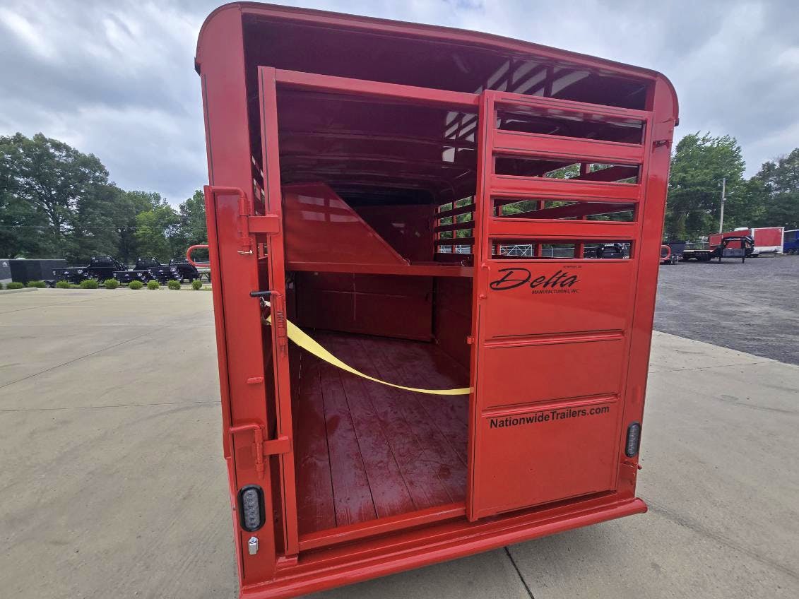 Delta 16' 500 Series 3-Horse Slant Stock Combo Trailer (RH) - Stock #85132 - Image 7 of 9