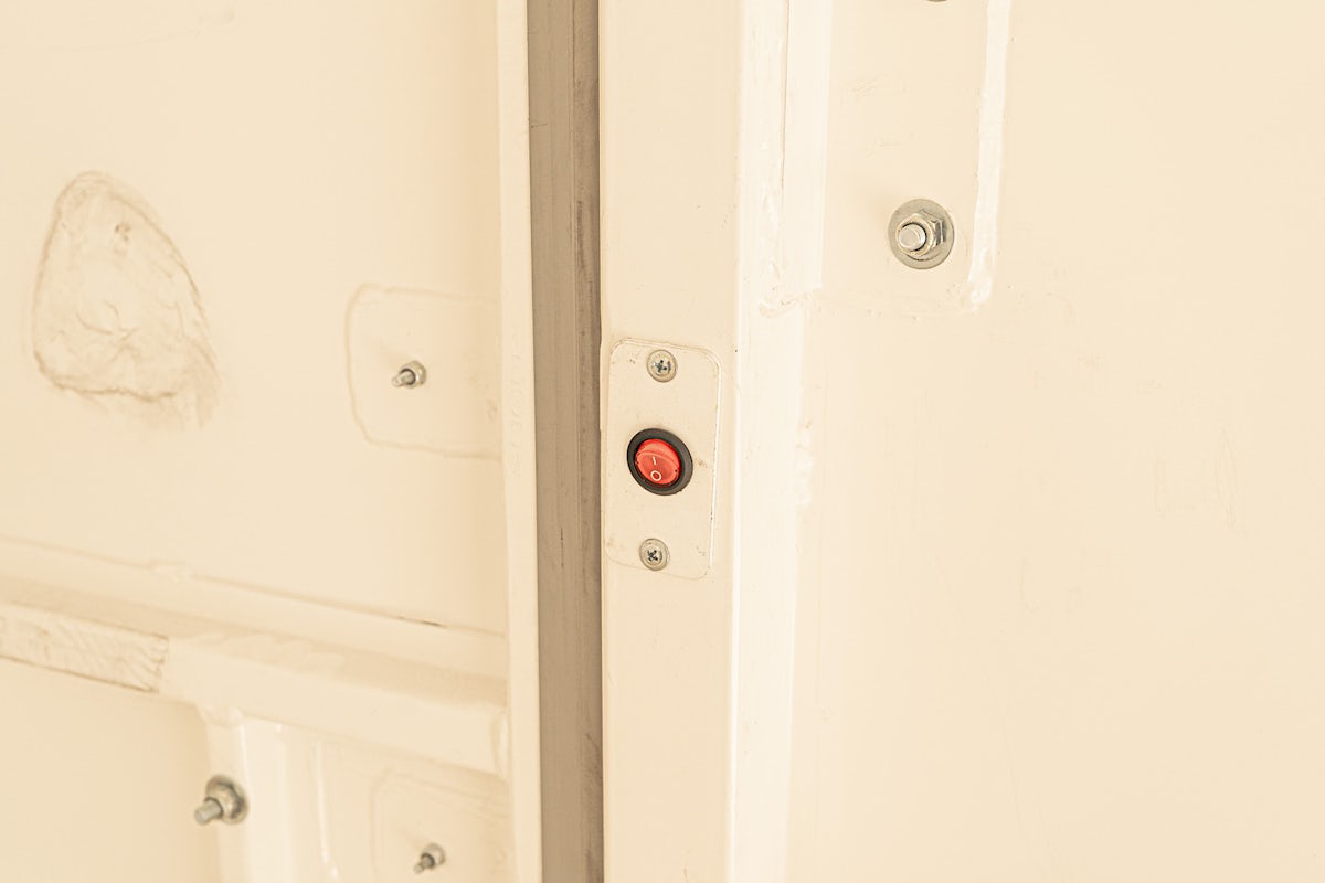 LoneStar 7.10'x20' 14k Steel Enclosed Cargo Trailer w/ Rear Ramp Door (C2) - Image 17