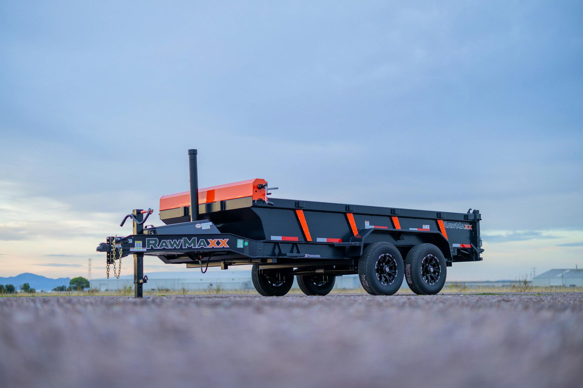 RawMaxx 14'x83" Telescopic Dump Trailer w/ 3ft Sides (LPXT) - Image 3
