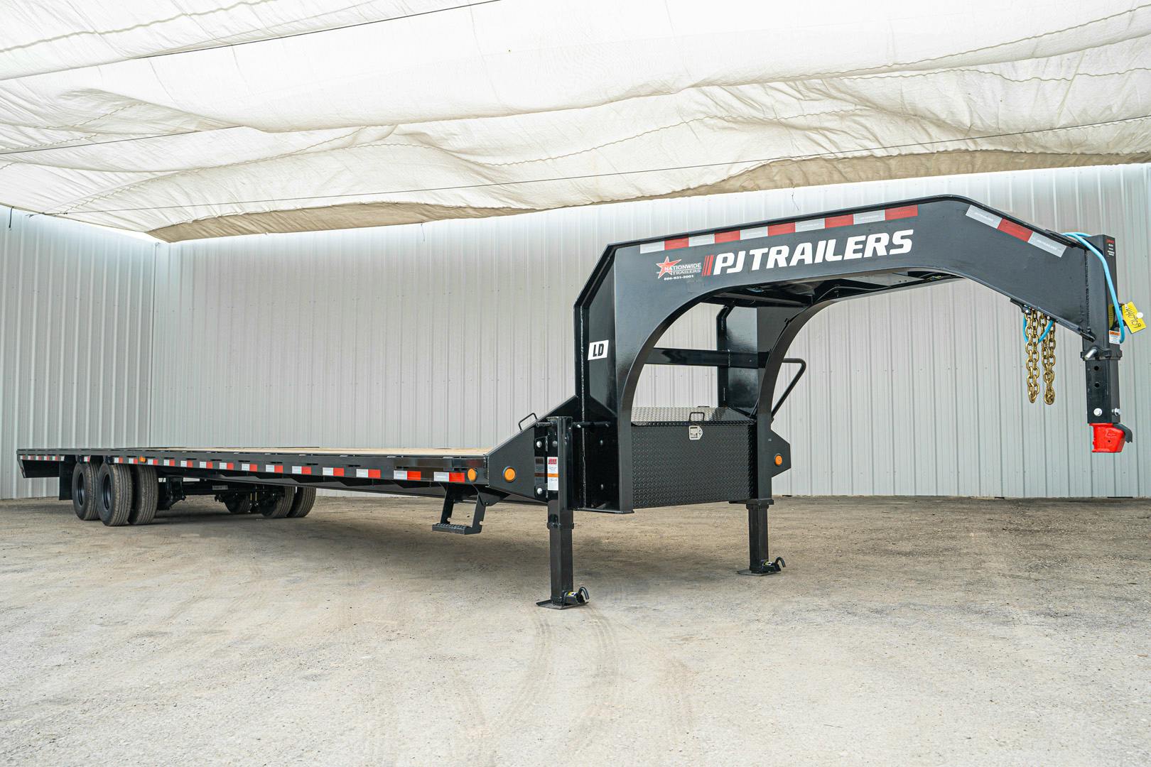 PJ Trailers 40'x102" Gooseneck Low Pro Flatbed Trailer w/ Duals (LD) - Image 3