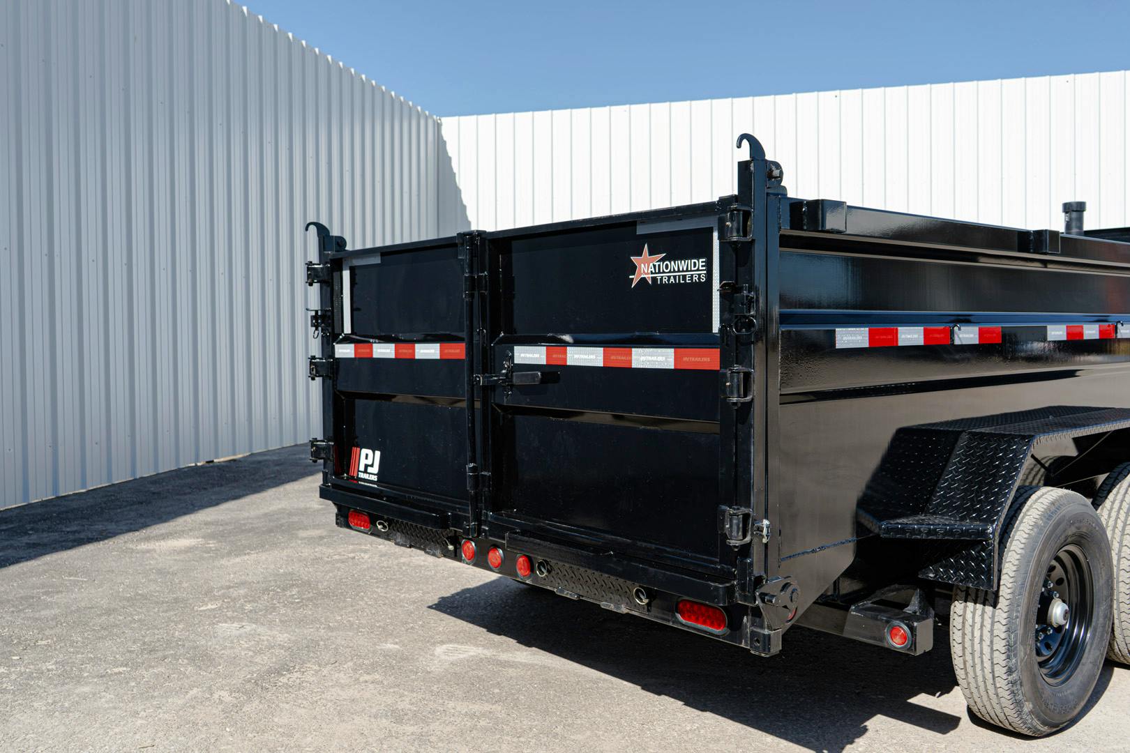 PJ Trailers 14'x83" GN Telescopic Dump Trailer w/ 3' Sides (DT) - Image 27