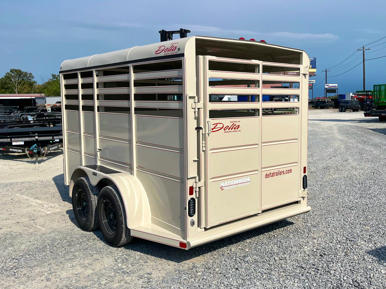 Delta 14' Livestock Trailer (500 ES) - Image 5