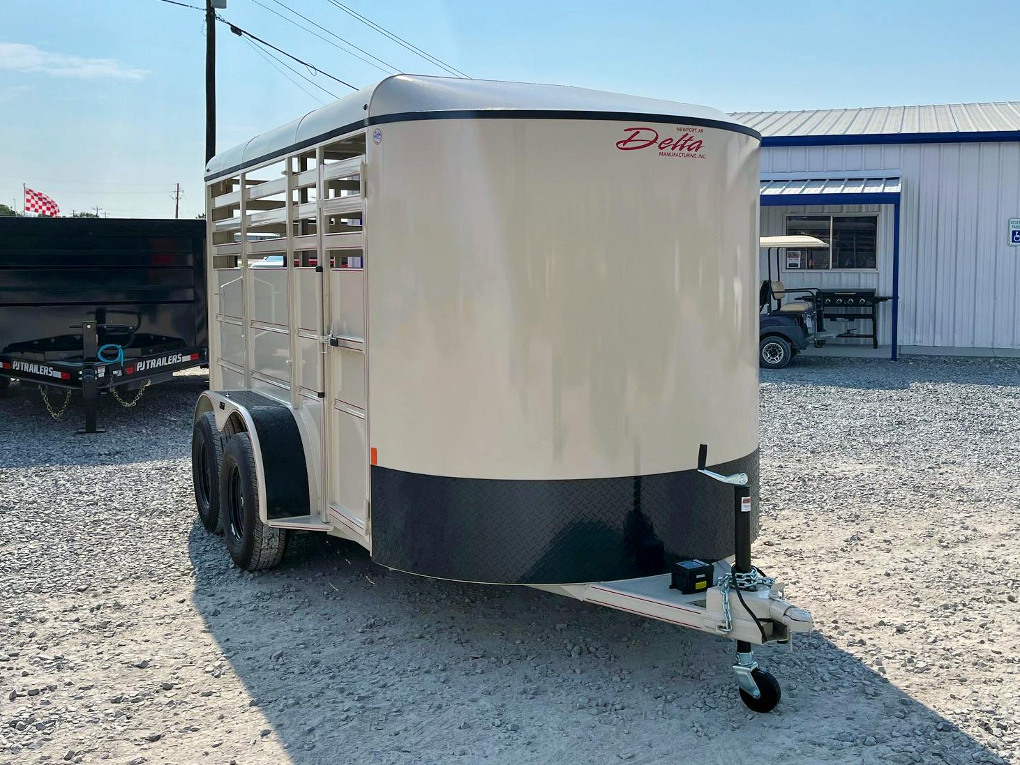 Delta 14' Livestock Trailer (500 ES) - Image 3