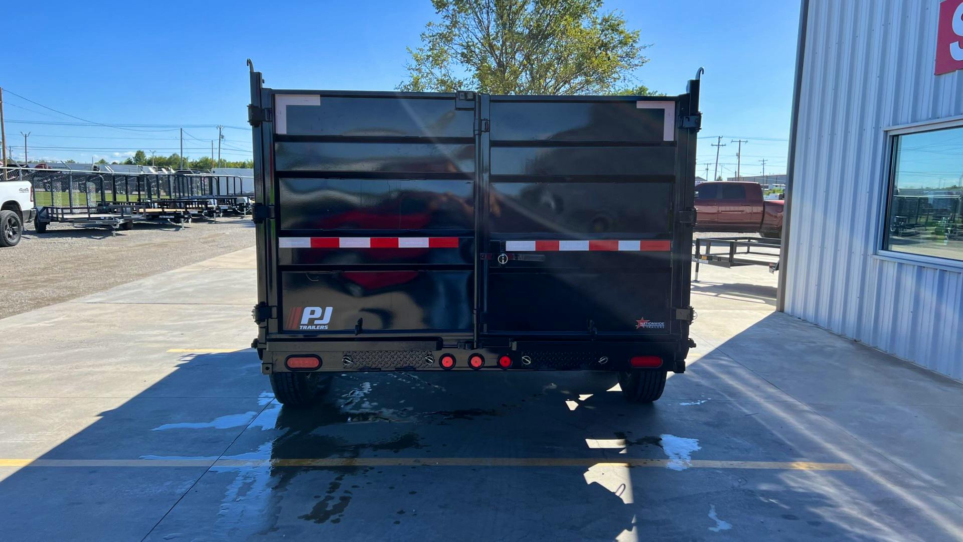 PJ Trailers 14'x83" 16k Low Pro Dump Trailer w/ 4' Sides (DX) - Image 5