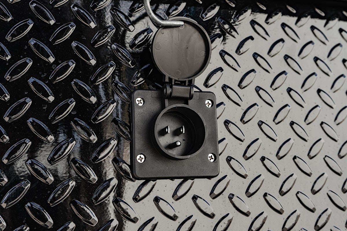 PJ Trailers 14'x83" GN Telescopic Dump Trailer w/ 4' Sides (DT) - Image 13