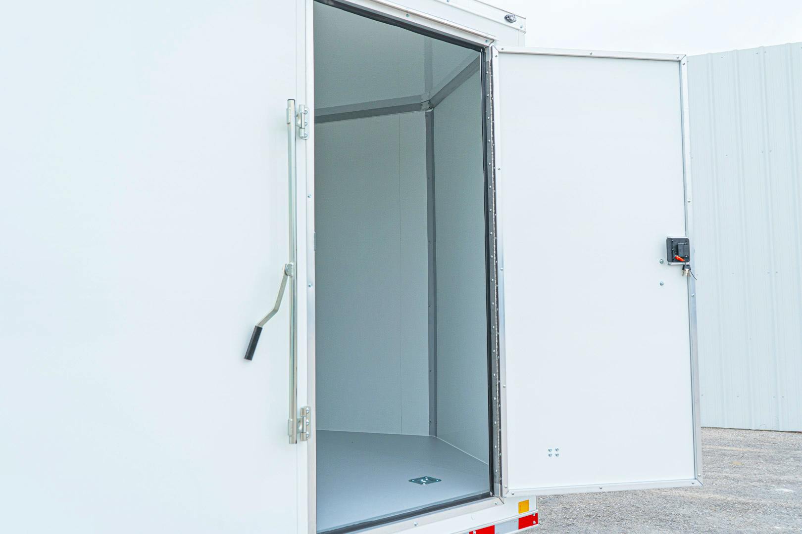 CellTech 8.5'x20' All-Steel Enclosed Cargo Trailer w/ Rear Ramp Door (C2) - Image 6