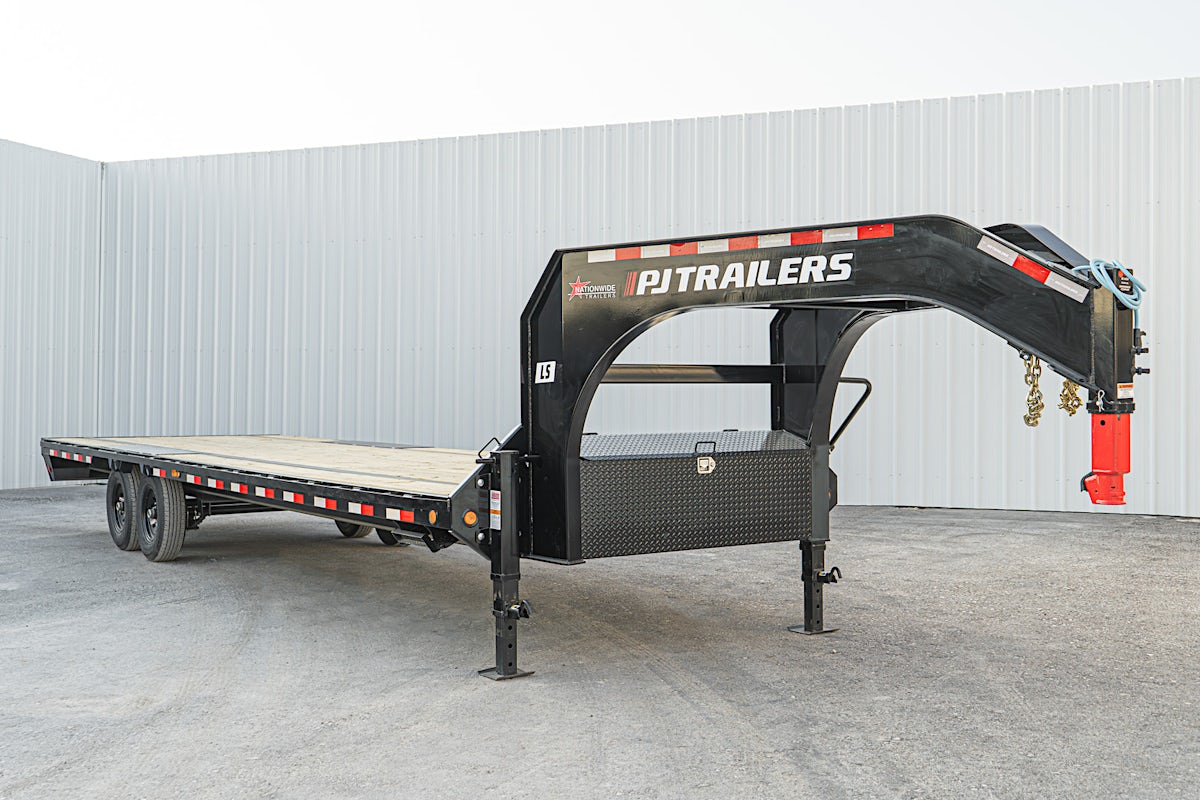 PJ Trailers 28'x102" Gooseneck Low Pro Flatbed Trailer w/ Singles (LS) - Image 2