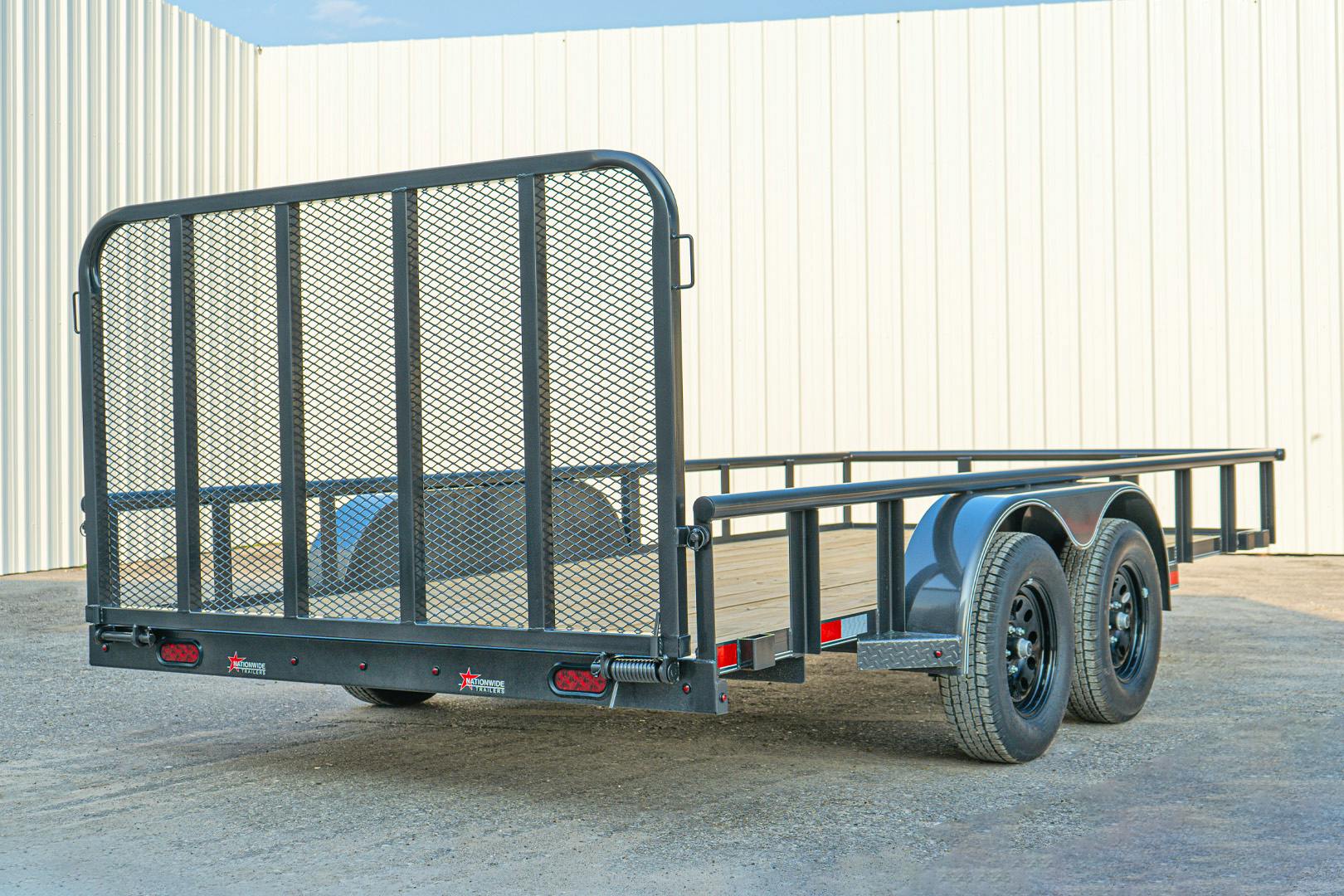 X-ON 16'x83" Utility Trailer w/ 4' Gate (U2)