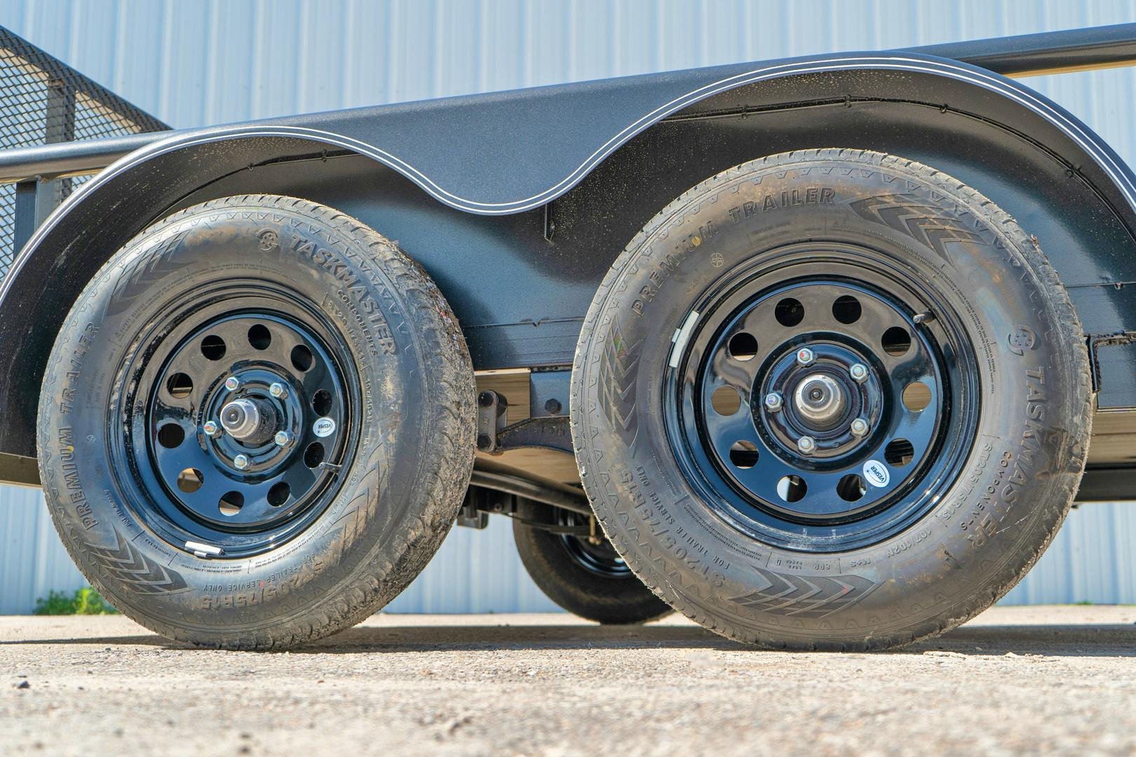 X-ON 12'x83" Utility Trailer w/ 3' Gate (U2) - Image 8