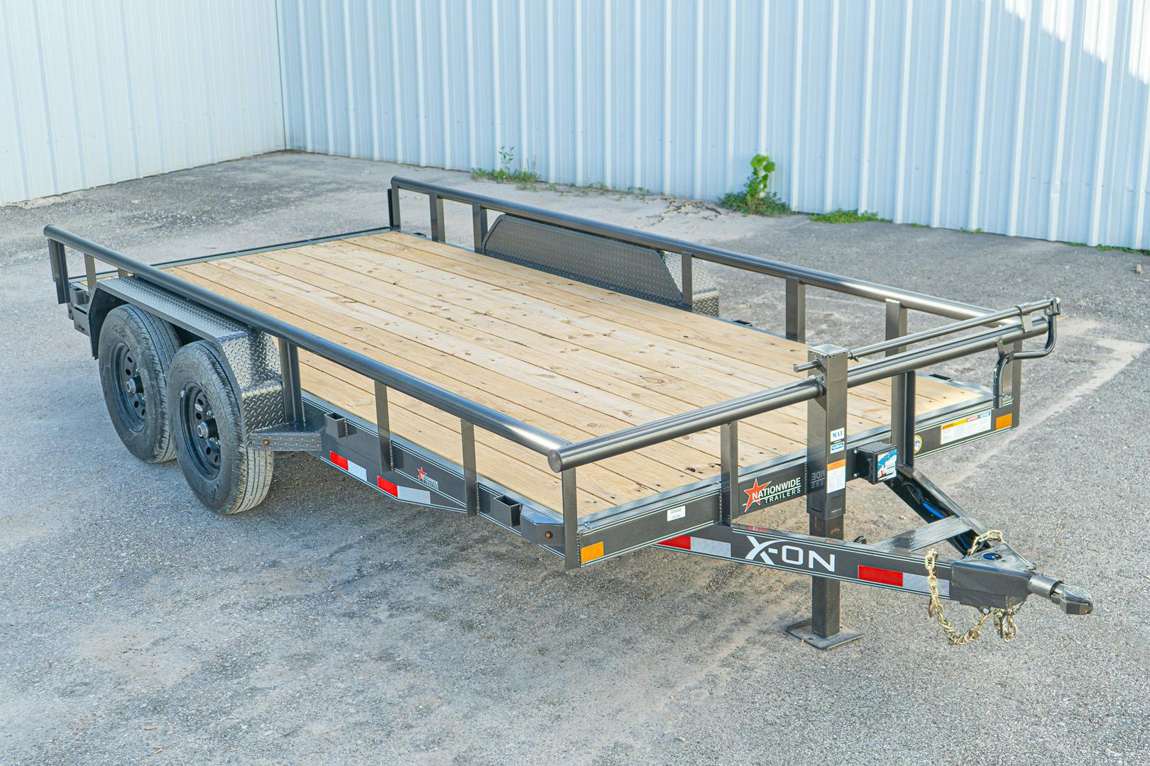 X-ON 16'x83" Utility Trailer w/ Slide-In Ramps (U2)