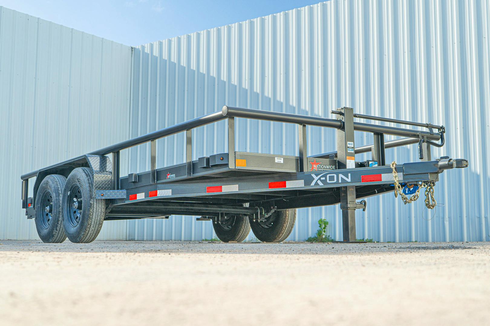 X-ON 16'x83" Utility Trailer w/ Slide-In Ramps (U2)
