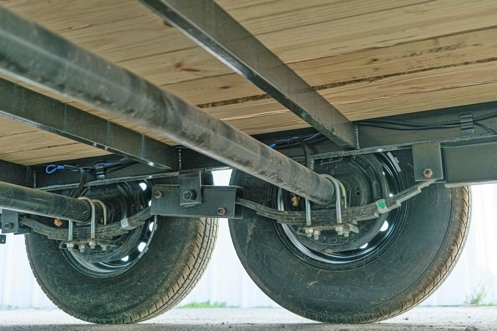 X-ON 16'x83" Utility Trailer w/ Slide-In Ramps (U2)