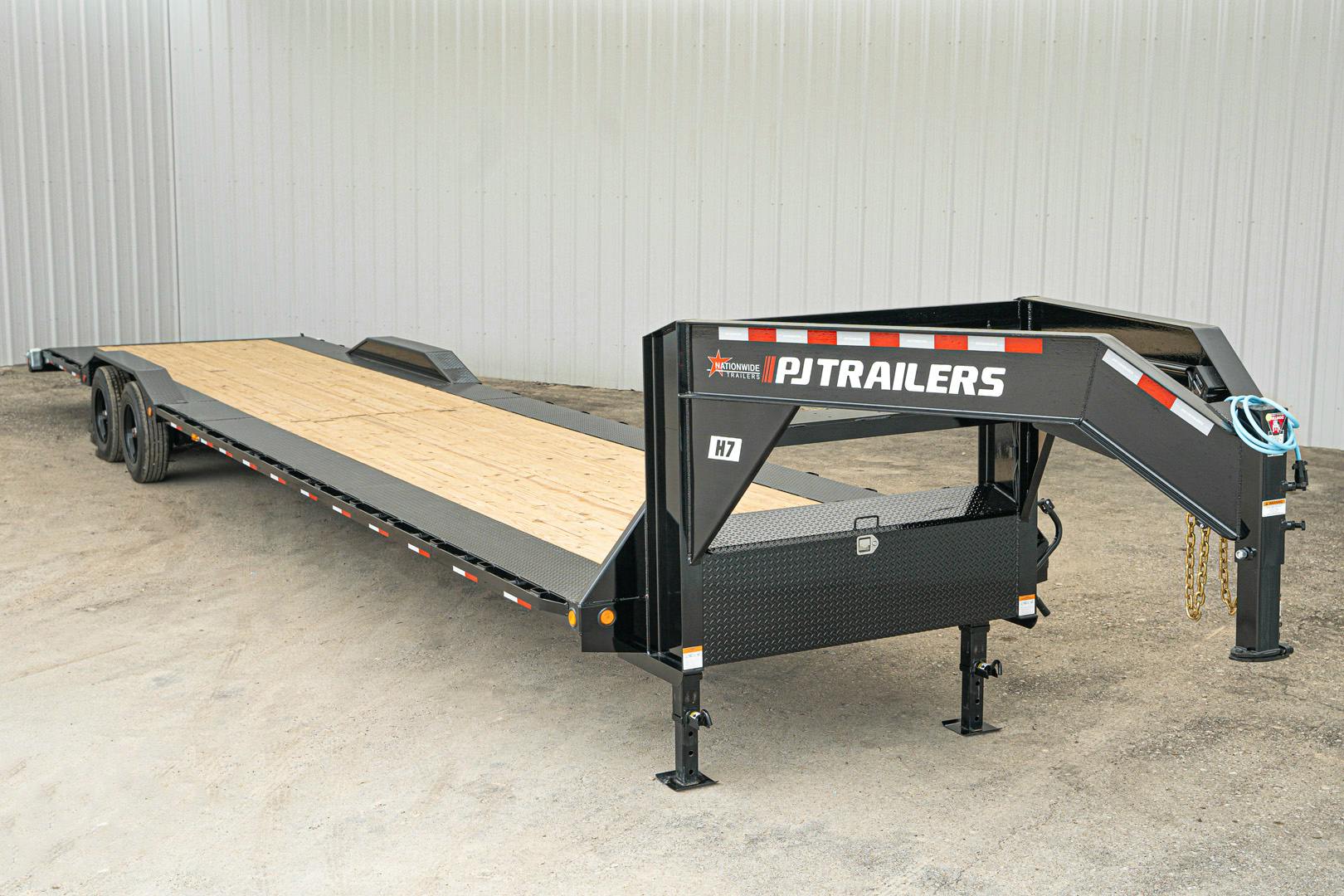 PJ Trailers 40'x102" Gooseneck 10" Pro I-Beam S/W Equipment Trailer (H7) - Image 1