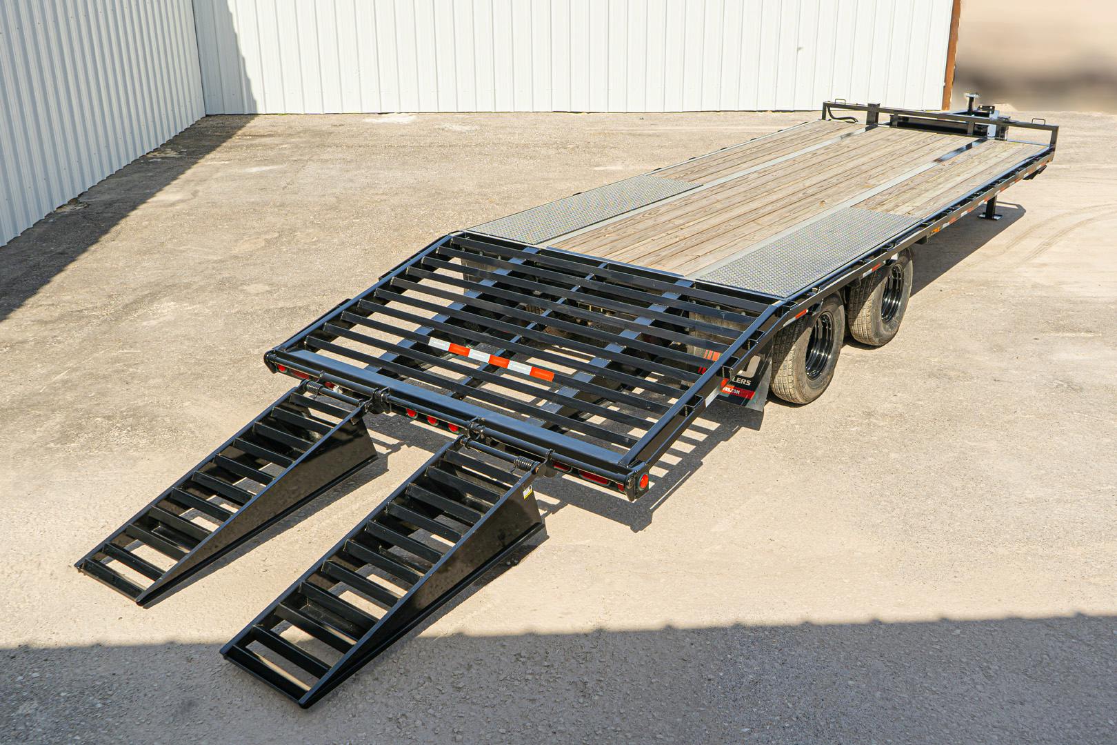 PJ Trailers 25'x102" Low Pro Pintle Flatbed Trailer w/ Duals (PL) - Image 16