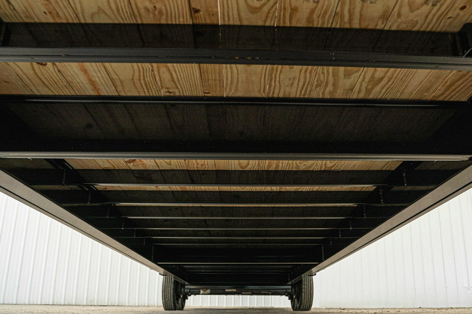 PJ Trailers 40'x102" Gooseneck 10" Pro I-Beam S/W Equipment Trailer (H7) - Image 8