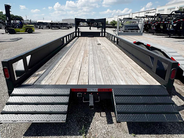 Texas Bragg 22'x96" Triple Axle Equipment Hauler