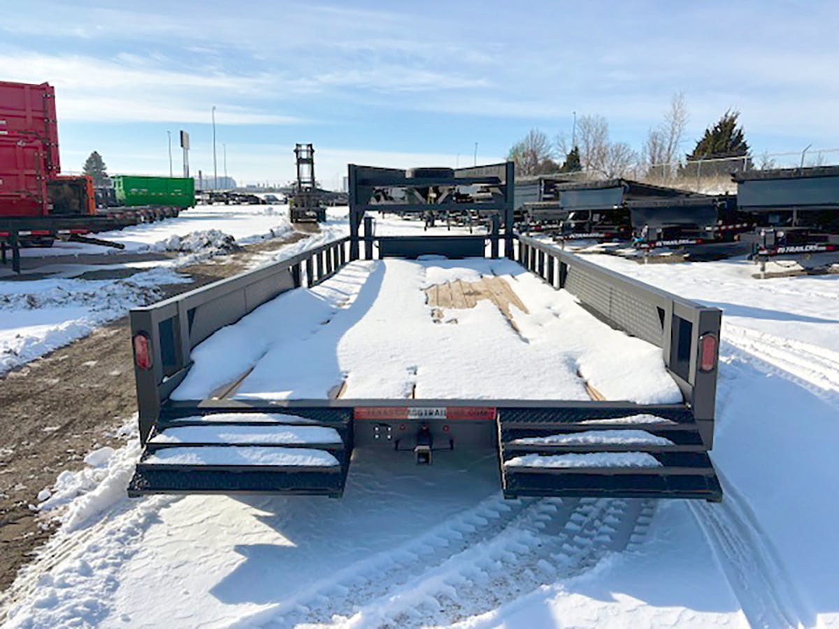 Texas Bragg 22'x96" Triple Axle Equipment Hauler - Stock #85976 - Image 3 of 5