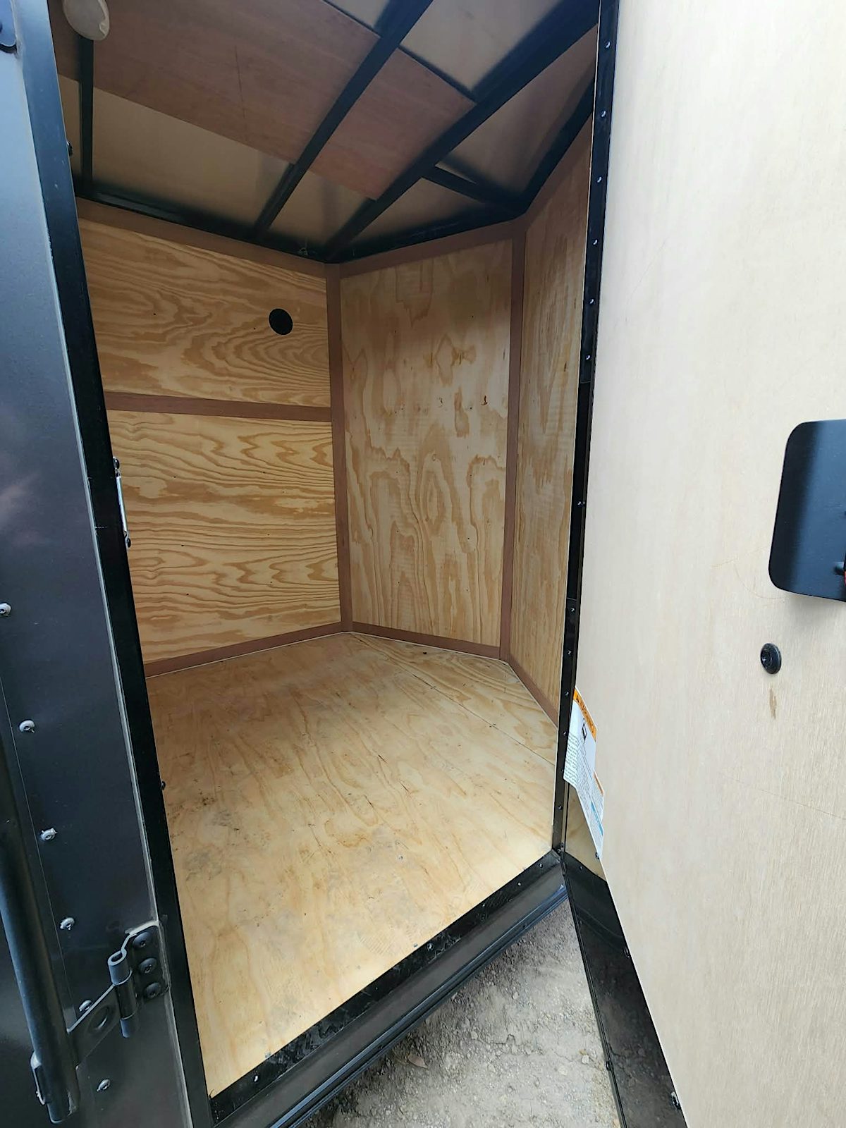 Continental Cargo 6'x12' Enclosed Cargo Trailer w/ Rear Ramp Door (V-Series) - Stock #85980 - Image 3 of 5 Continental Cargo 6'x12' Enclosed Cargo Trailer w/ Rear Ramp Door (V-Series) - Stock #85980 - Image 3 of 5