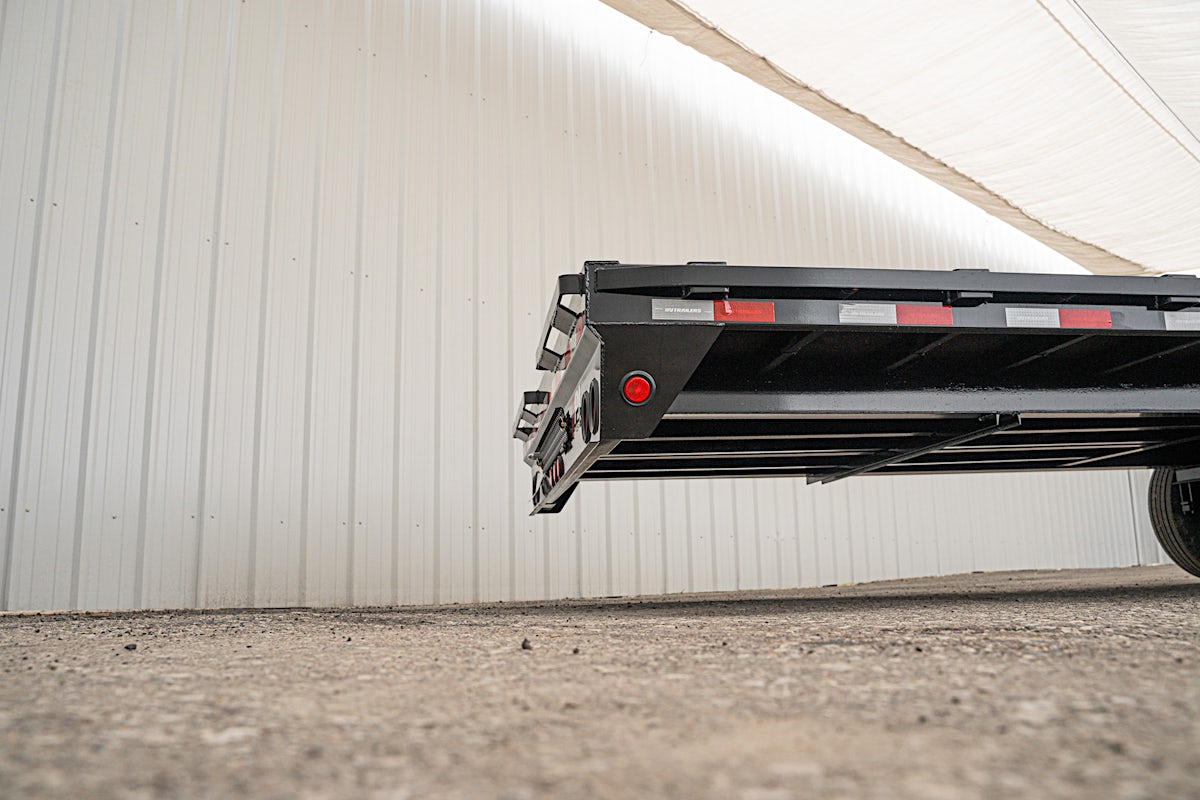 PJ Trailers 40'x102" 18k Gooseneck Flatbed Trailer w/ Singles (LX) - Image 16
