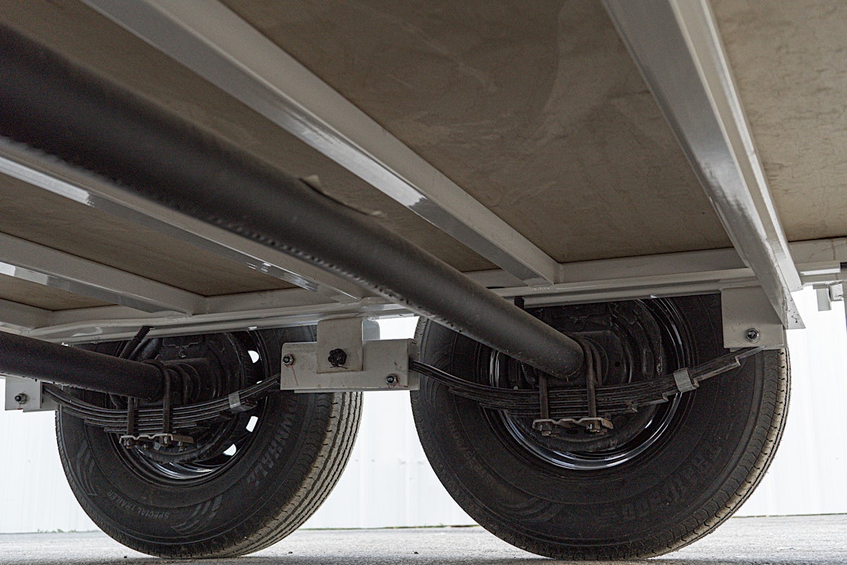 LoneStar 7.10'x20' 14k Steel Enclosed Cargo Trailer w/ Rear Barn Doors (C2) - Image 12