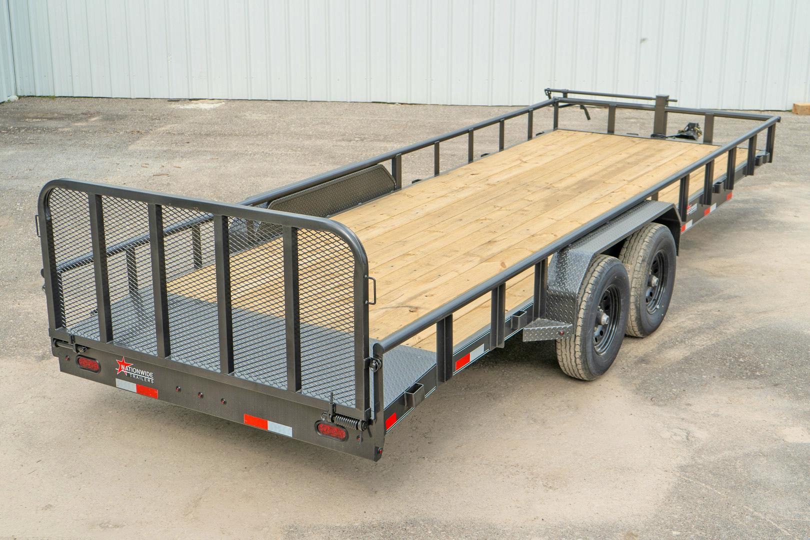 X-ON 22'x83" Utility Trailer w/ 2' Dovetail & 3' Gate (U2)