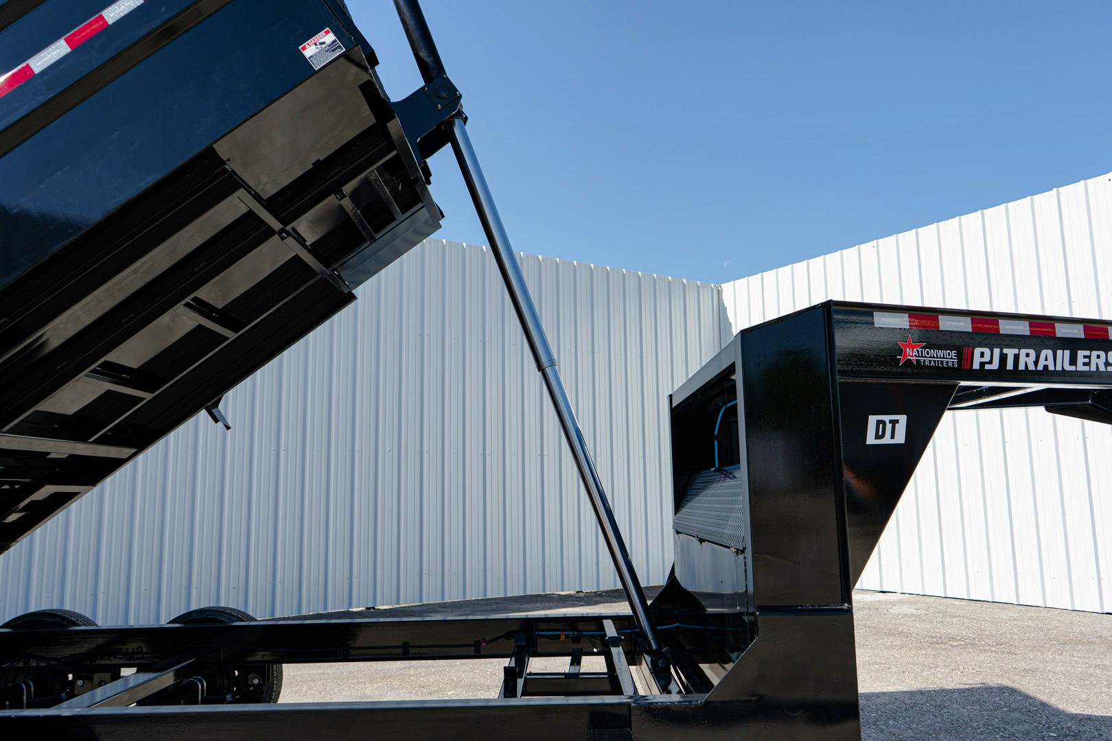 PJ Trailers 14'x83" GN Telescopic Dump Trailer w/ 3' Sides (DT) - Image 34