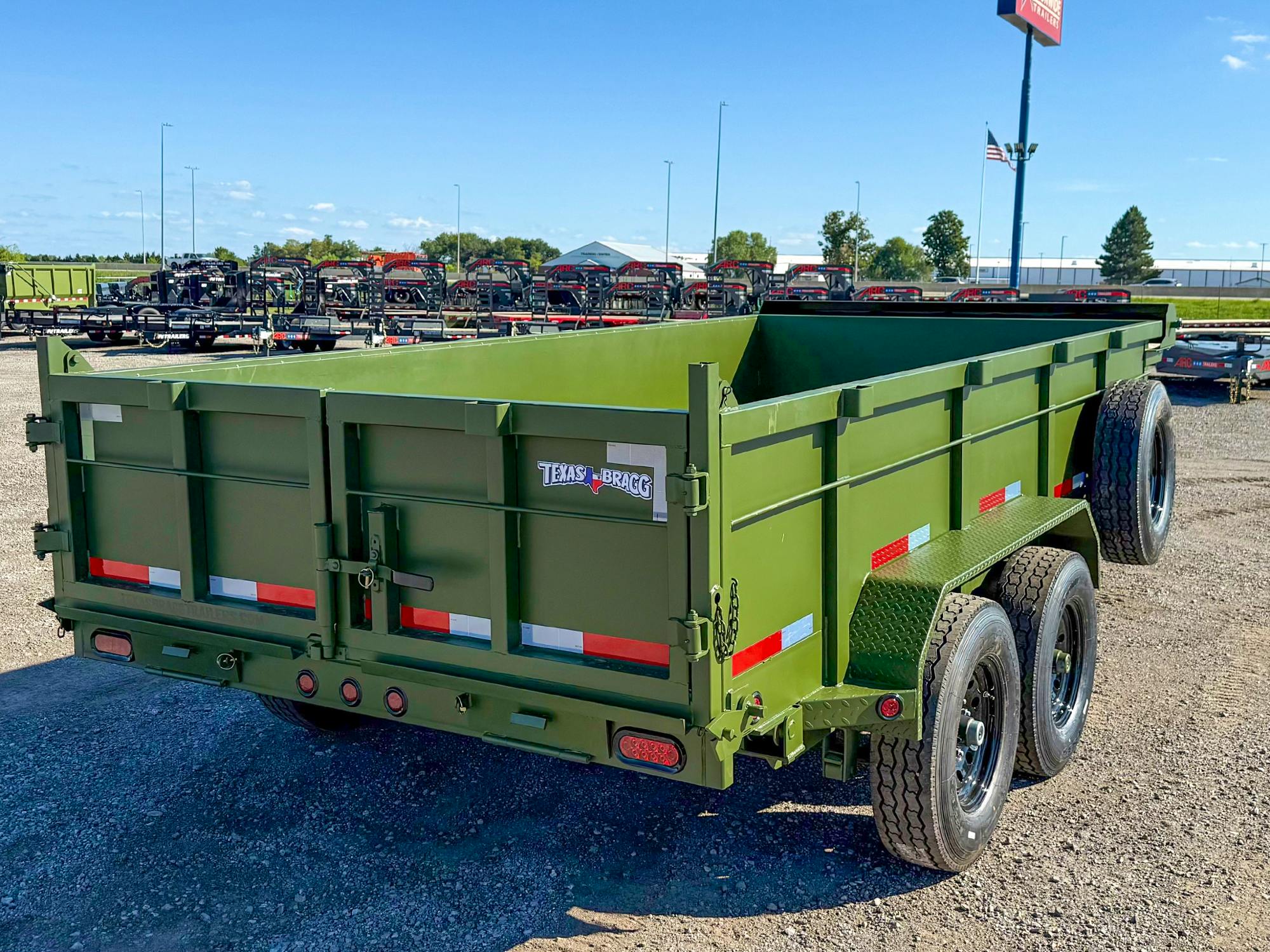 Texas Bragg 14'x83" Medium Duty Dump Trailer w/ 2ft Sides
