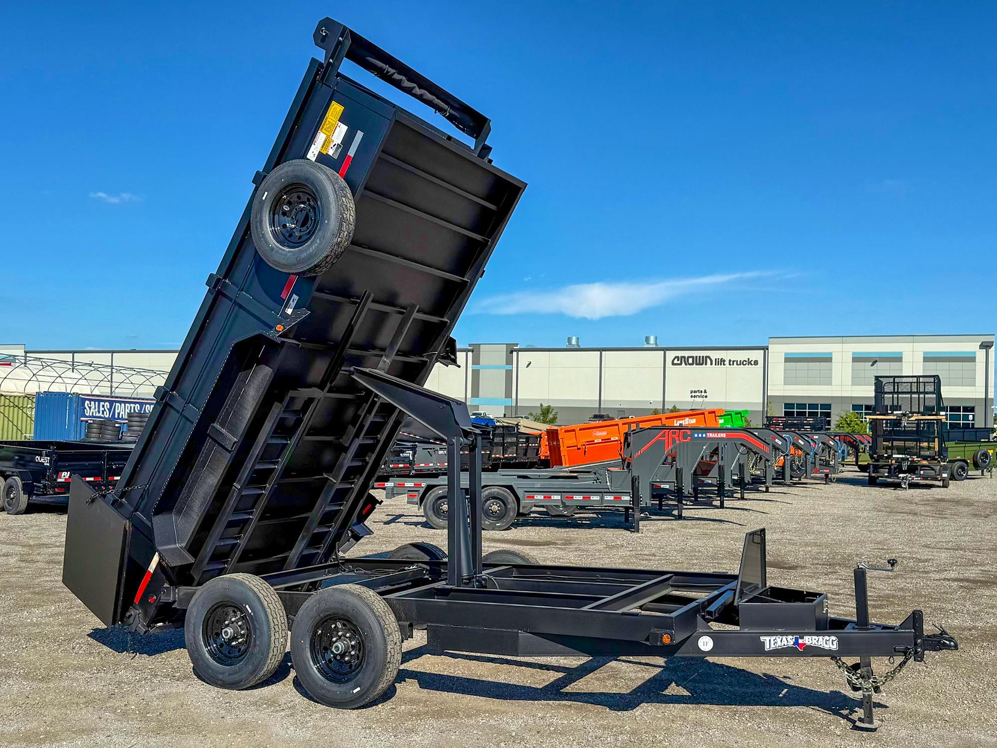 Texas Bragg 14'x83" Medium Duty Dump Trailer w/ 2ft Sides - Image 1