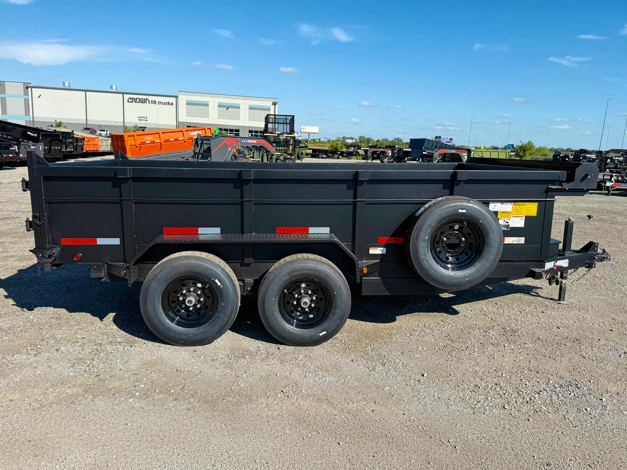 Texas Bragg 14'x83" Medium Duty Dump Trailer w/ 2ft Sides
