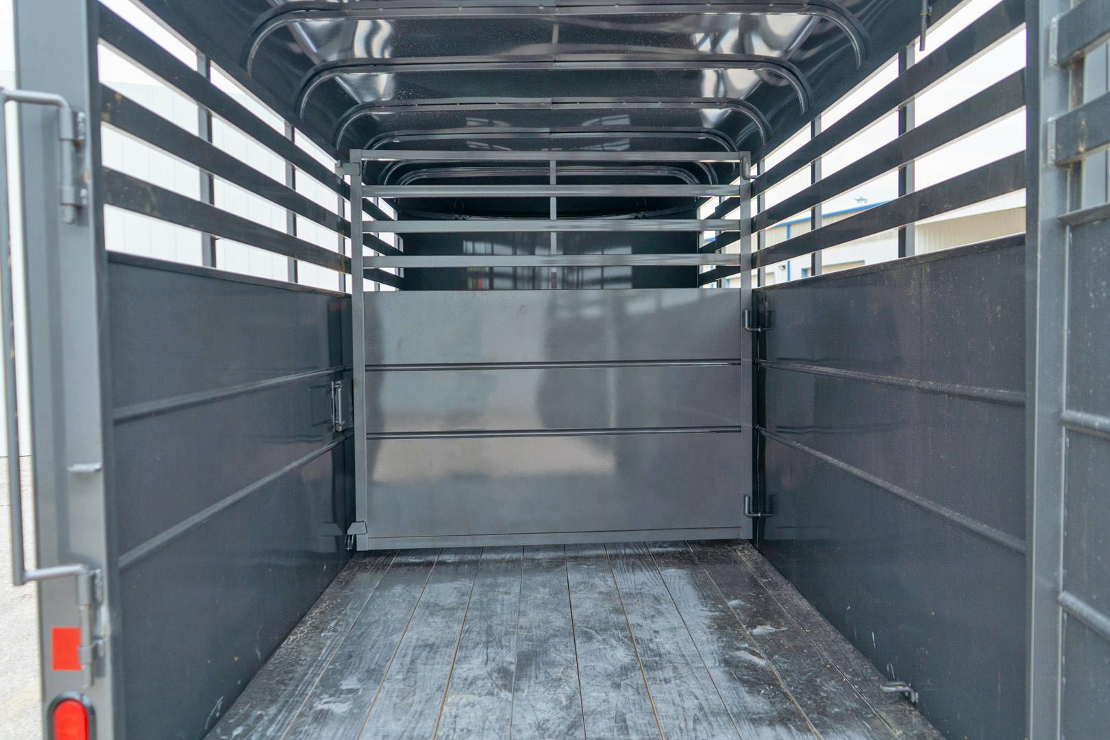 Delta 16' Livestock Trailer w/ Tandem Axle (RL) - Stock #86085 - Image 18 of 19