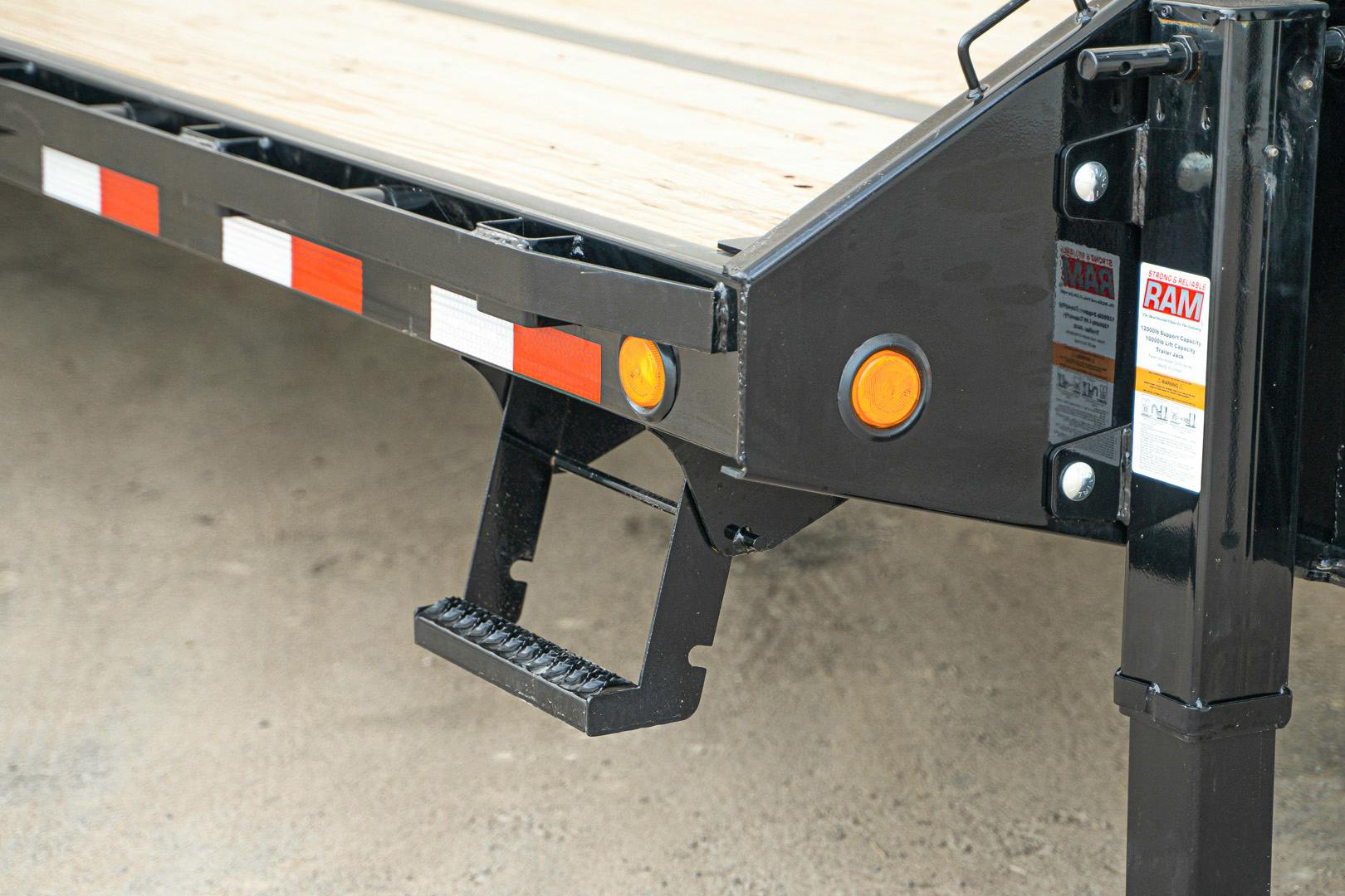 PJ Trailers 40'x102" Gooseneck Low Pro Flatbed Trailer w/ Duals (LD) - Image 7