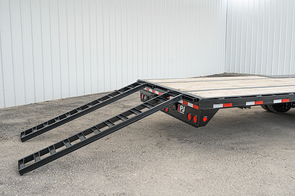PJ Trailers 40'x102" Gooseneck Low Pro Flatbed Trailer w/ Duals (LD) - Image 12
