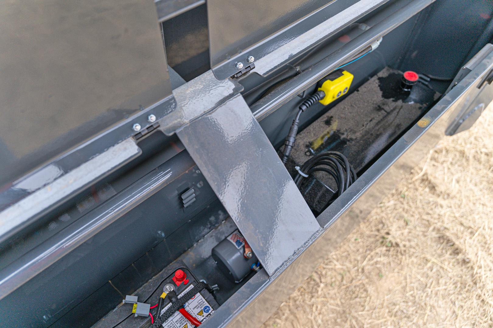 ARC Trailers 14'x83" Gooseneck Telescopic Dump Trailer w/ 2' Sides (GDT) - Image 6