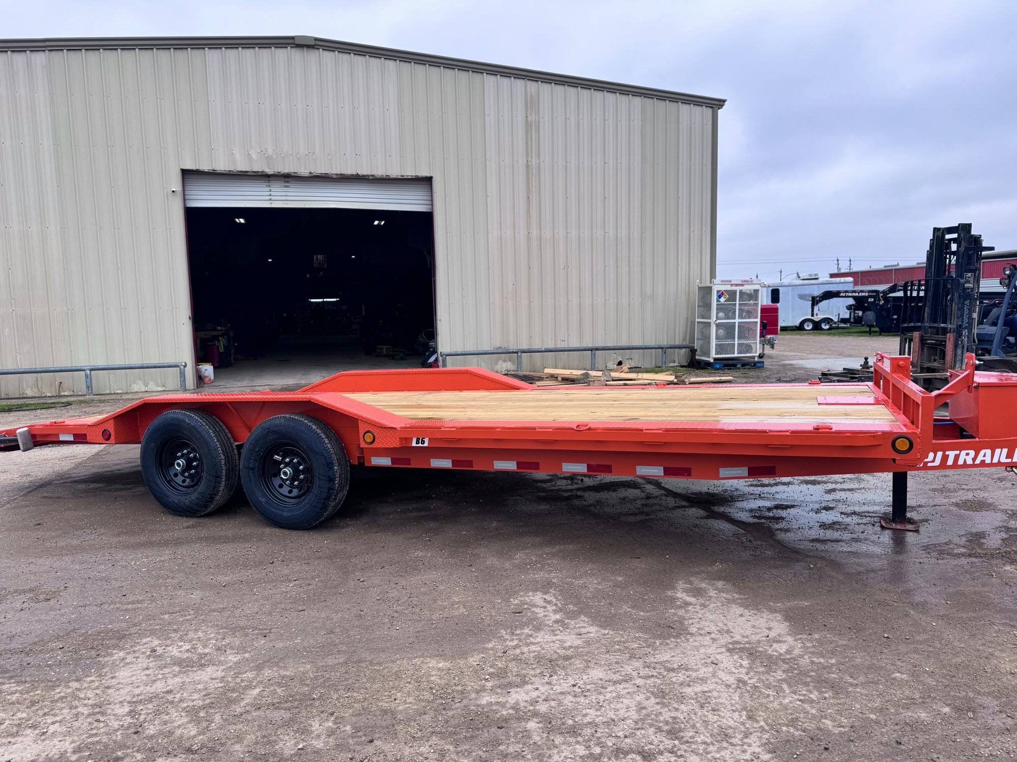 PJ Trailers 22'x102" 6" Channel Super-Wide Equipment Trailer (B6) - Image 7