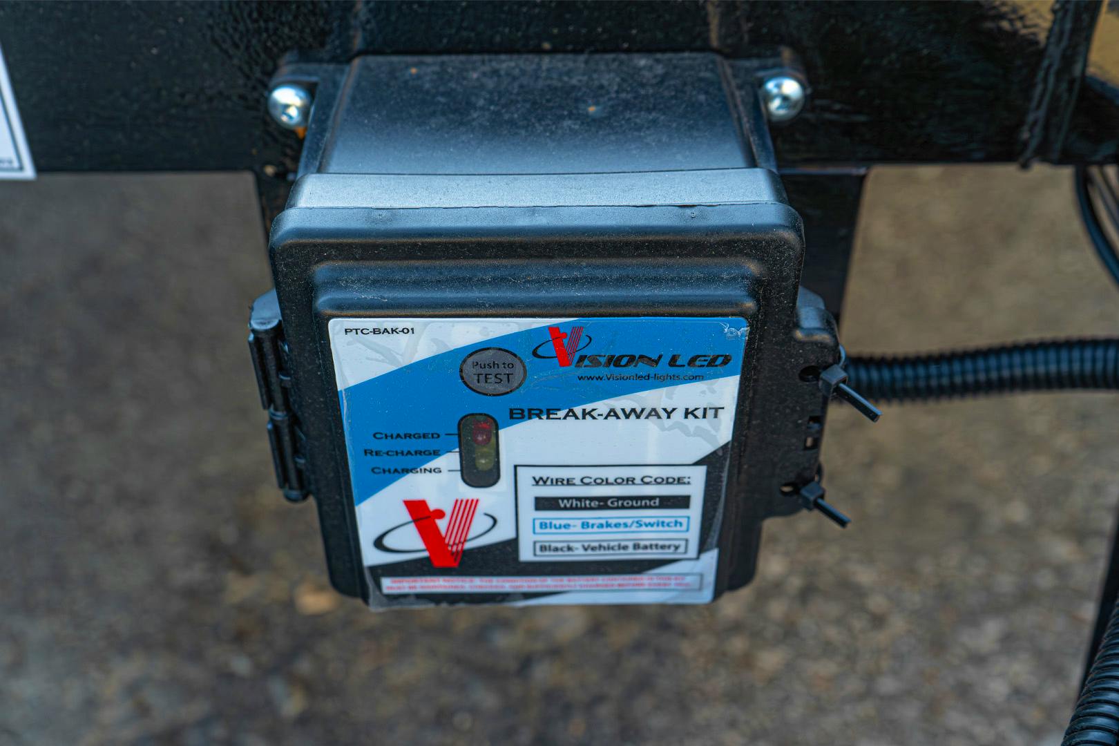 X-ON 20'x83" Utility Trailer w/ Slide-In Ramps (U2) - Image 6