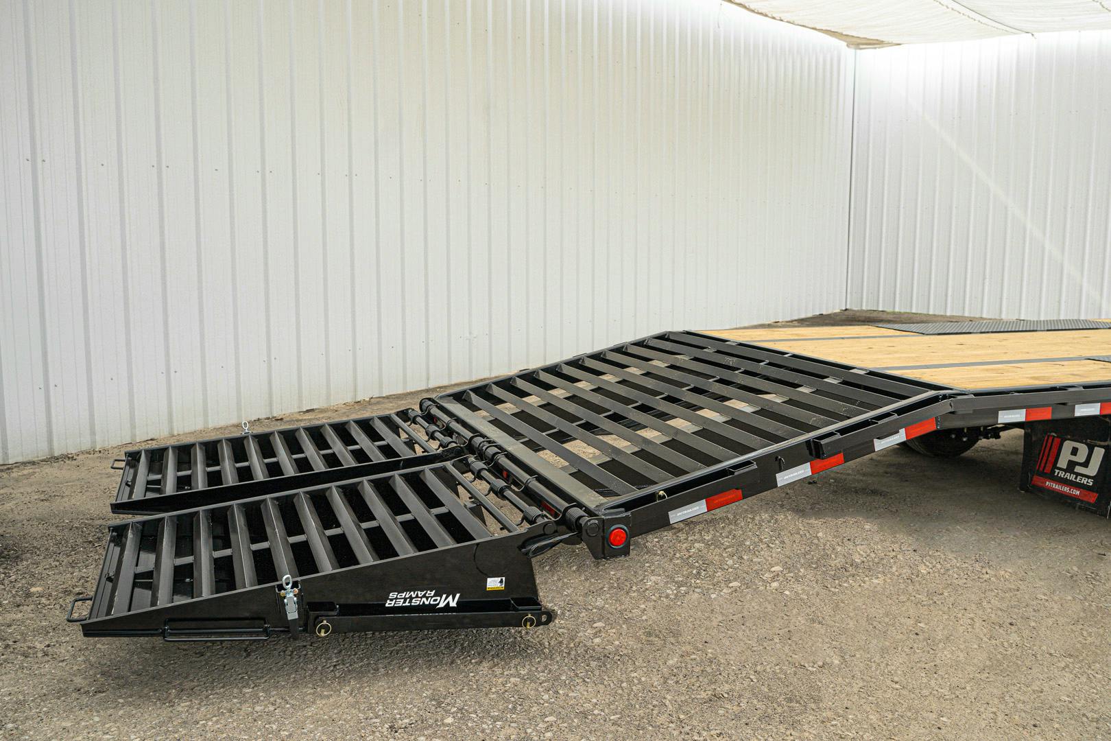 PJ Trailers 40'x102" Gooseneck Low Pro Flatbed Trailer w/ Duals (LD) - Image 17