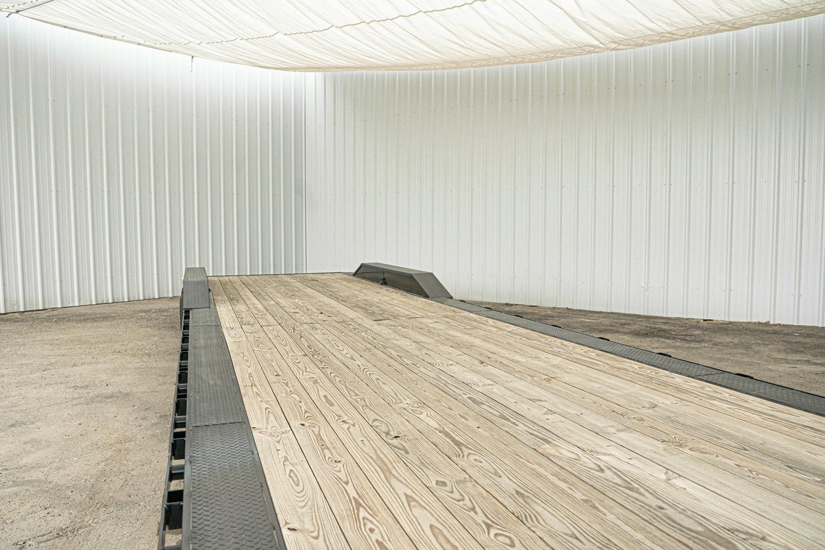 PJ Trailers 40'x81" GN 8" Channel S/W Equipment Trailer w/ Triple Axles (B8) - Image 7