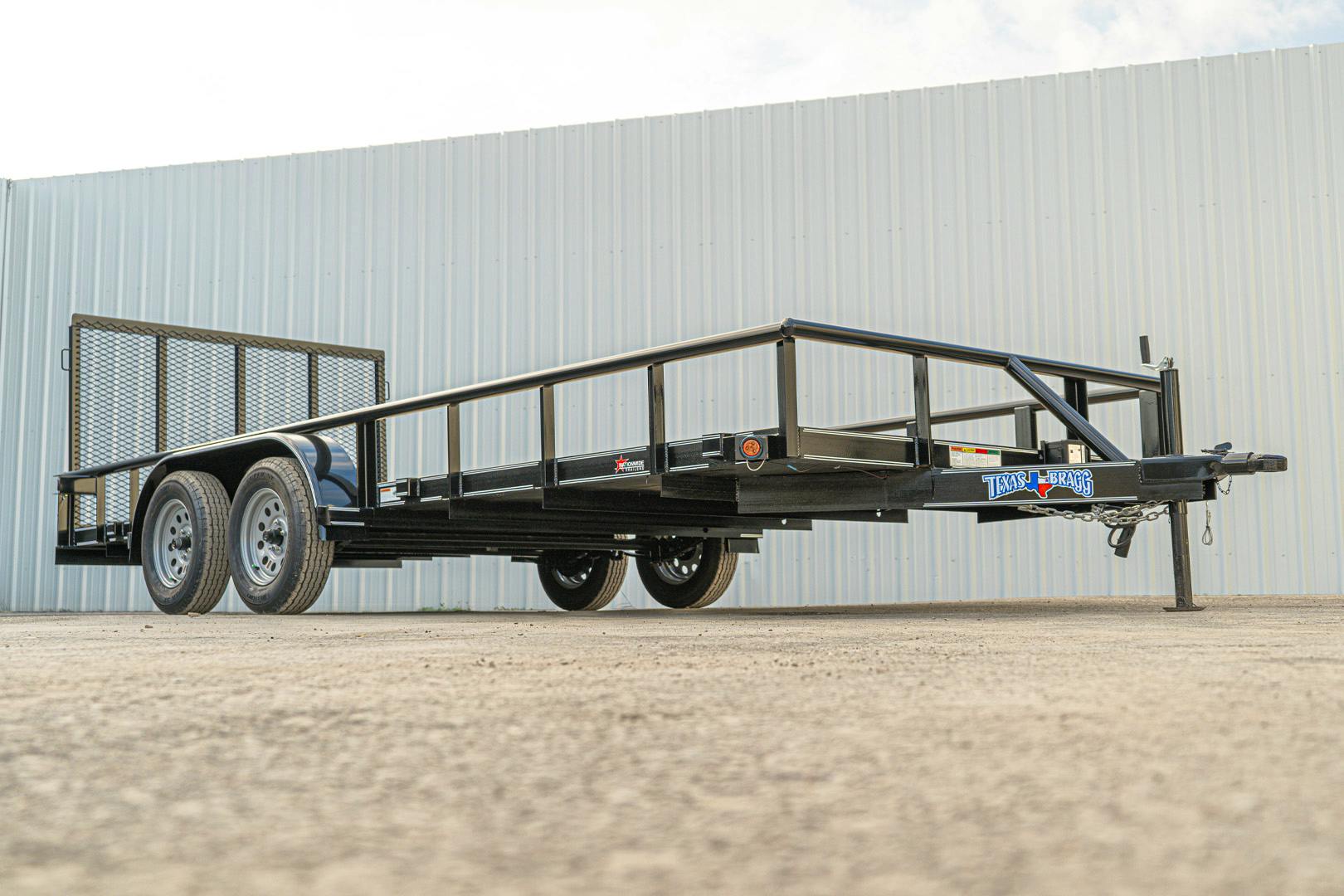 Texas Bragg 18'x83" Utility Trailer w/ 4' Gate (U2) - Image 4
