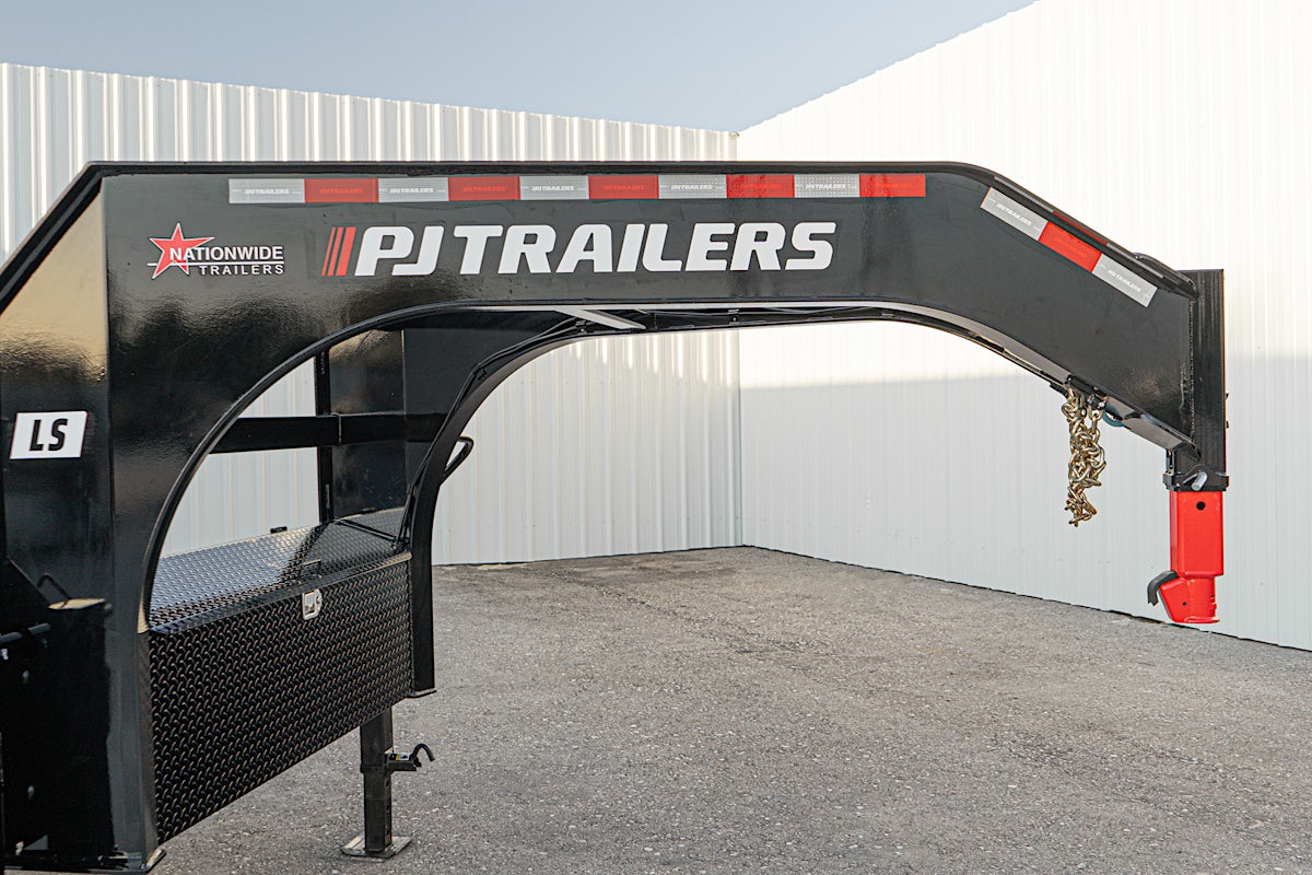 PJ Trailers 25'x102" Gooseneck Low Pro Flatbed Trailer w/ Singles (LS) - Image 12