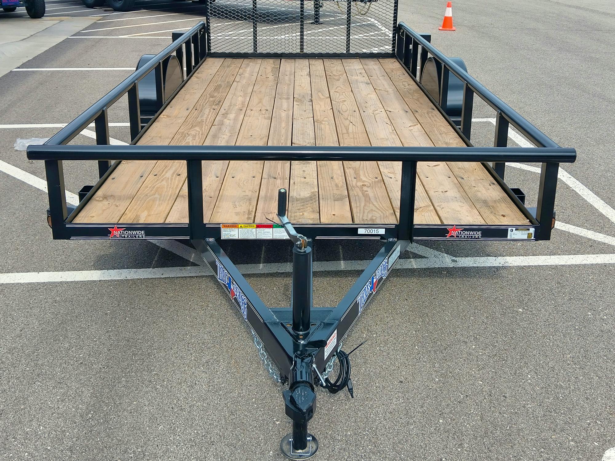 Texas Bragg 14' × 77" Pipe-Top Utility Trailer