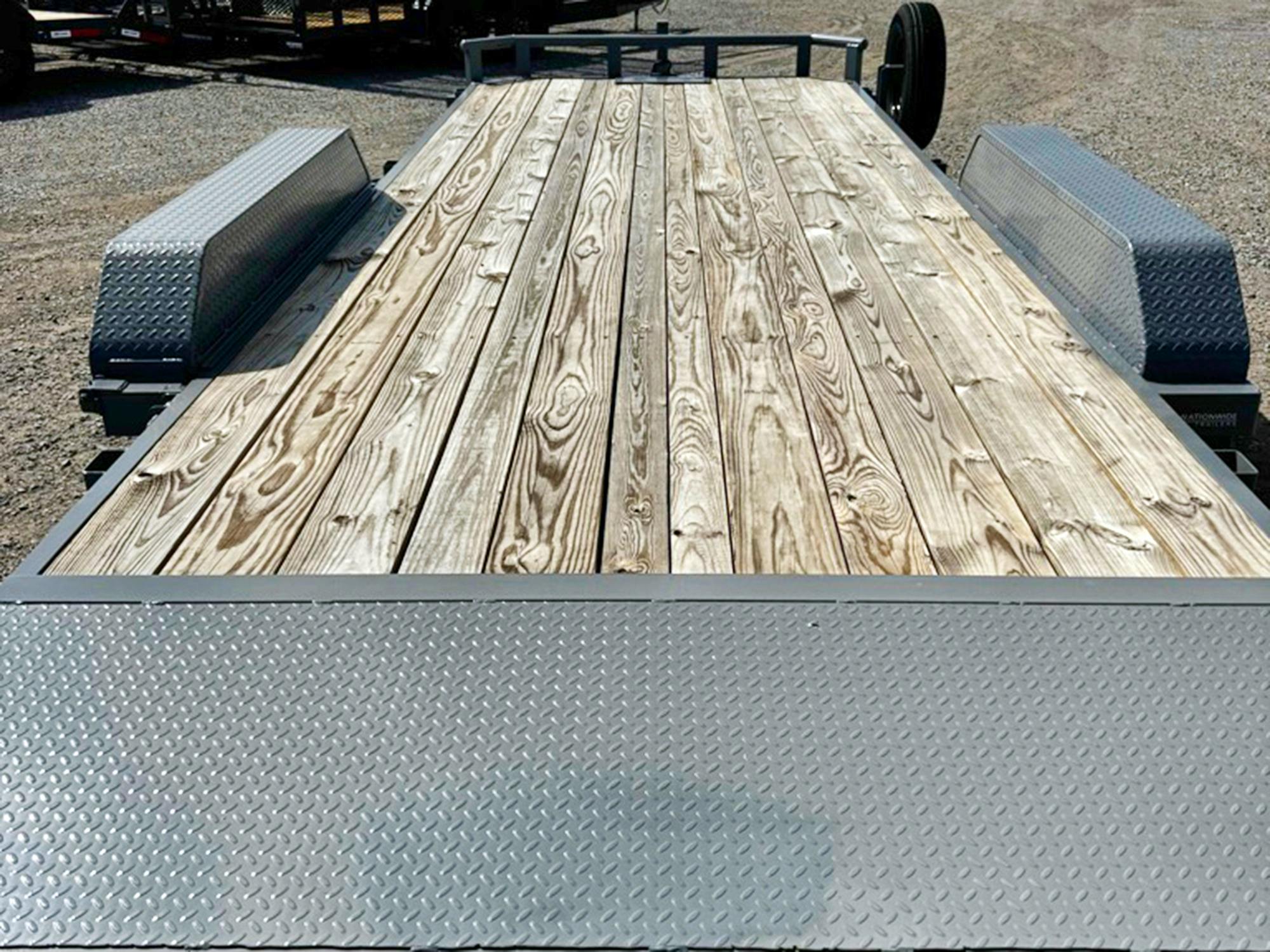 Texas Bragg 20'x83" Car Trailer w/ 2' Dovetail